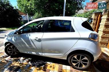 Хэтчбек Renault Zoe 2018 в 