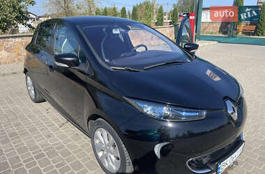 Хэтчбек Renault Zoe 2015 в Березному