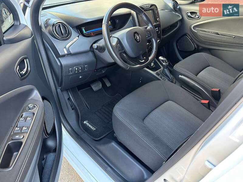 Хэтчбек Renault Zoe 2018 в Киеве