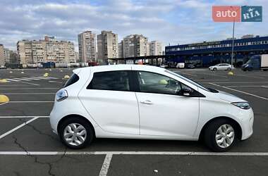 Хетчбек Renault Zoe 2016 в Києві