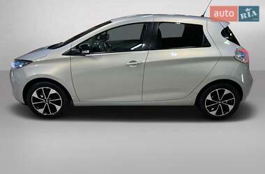 Хэтчбек Renault Zoe 2017 в 