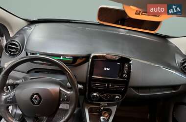 Хэтчбек Renault Zoe 2017 в 