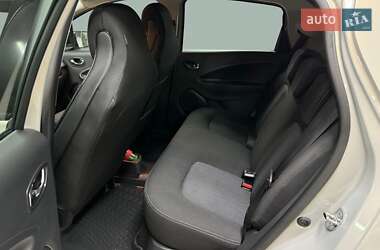 Хэтчбек Renault Zoe 2017 в 