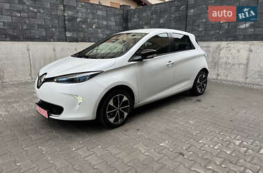 Хэтчбек Renault Zoe 2019 в 