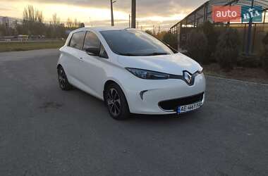 Хетчбек Renault Zoe 2017 в Дніпрі