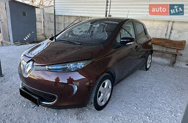 Хетчбек Renault Zoe 2016 в Дніпрі