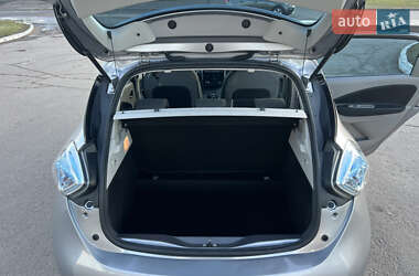 Хетчбек Renault Zoe 2014 в 