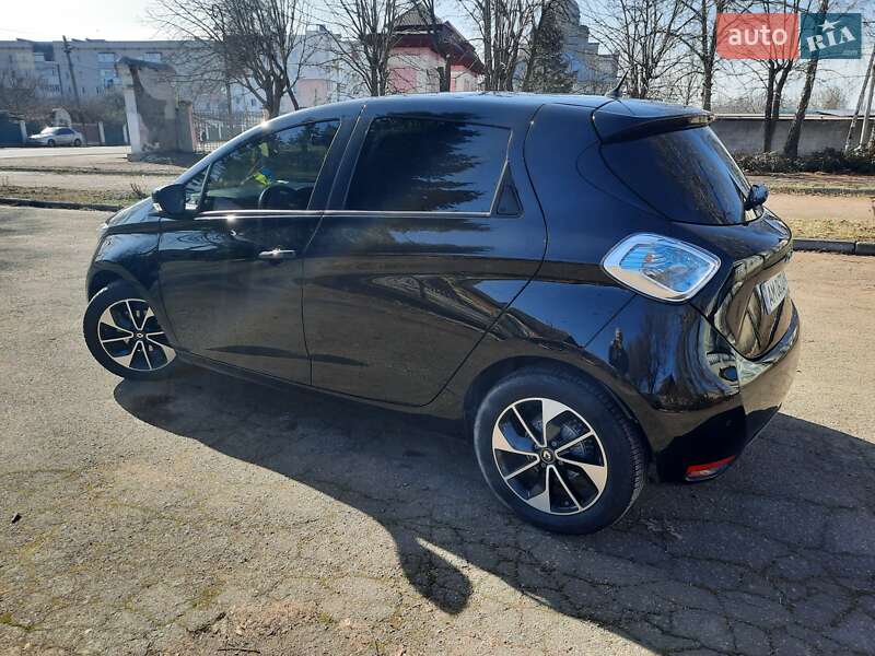 Хэтчбек Renault Zoe 2018 в Коростене