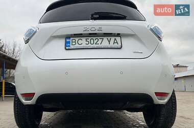 Хэтчбек Renault Zoe 2017 в 