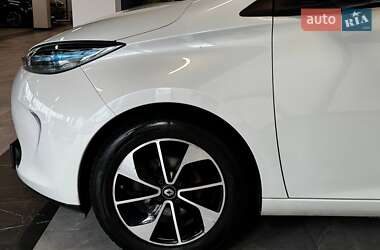 Хэтчбек Renault Zoe 2013 в 