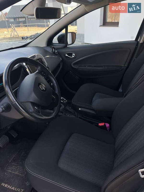 Хэтчбек Renault Zoe 2017 в Трускавце