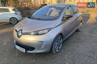 Хетчбек Renault Zoe 2015 в Дубні