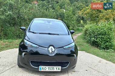 Хэтчбек Renault Zoe 2015 в 