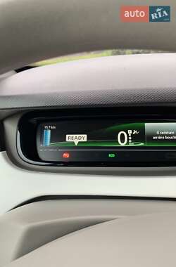 Хетчбек Renault Zoe 2016 в Івано-Франківську