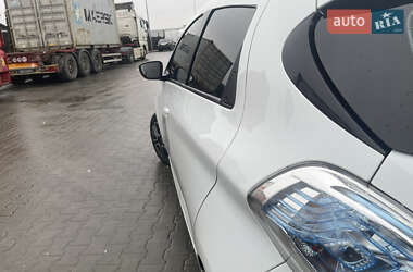 Хэтчбек Renault Zoe 2018 в 