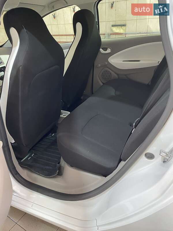 Хэтчбек Renault Zoe 2016 в Черкассах фото 7 Хэтчбек Renault Zoe 2016 в Черкассах