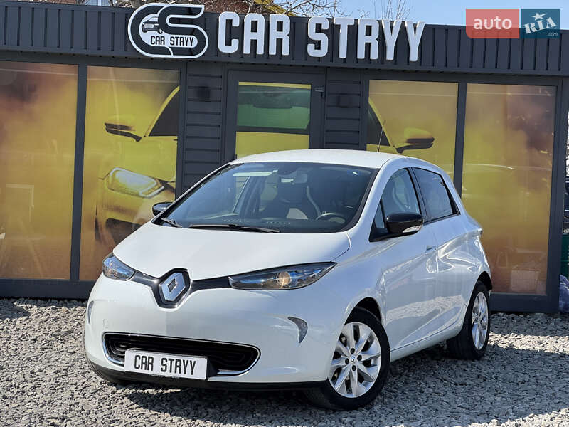 Хэтчбек Renault Zoe 2016 в 