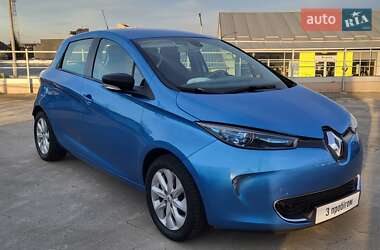 Хэтчбек Renault Zoe 2019 в 
