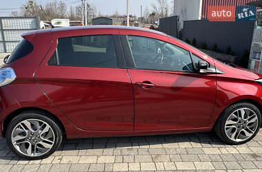 Хэтчбек Renault Zoe 2017 в 