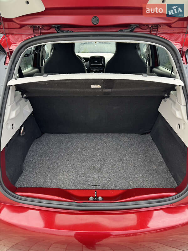 Хэтчбек Renault Zoe 2017 в Львове фото 53 Хэтчбек Renault Zoe 2017 в Львове