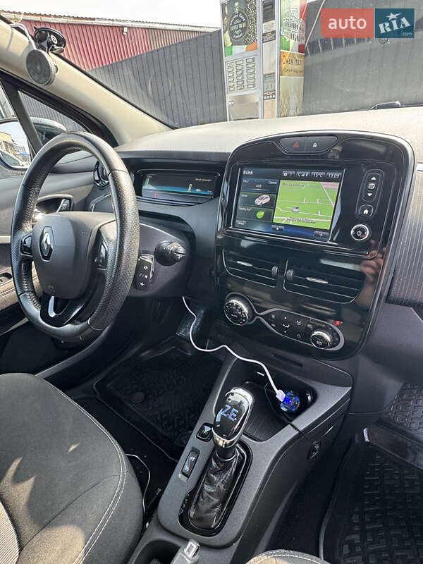 Хэтчбек Renault Zoe 2017 в Львове фото 71 Хэтчбек Renault Zoe 2017 в Львове