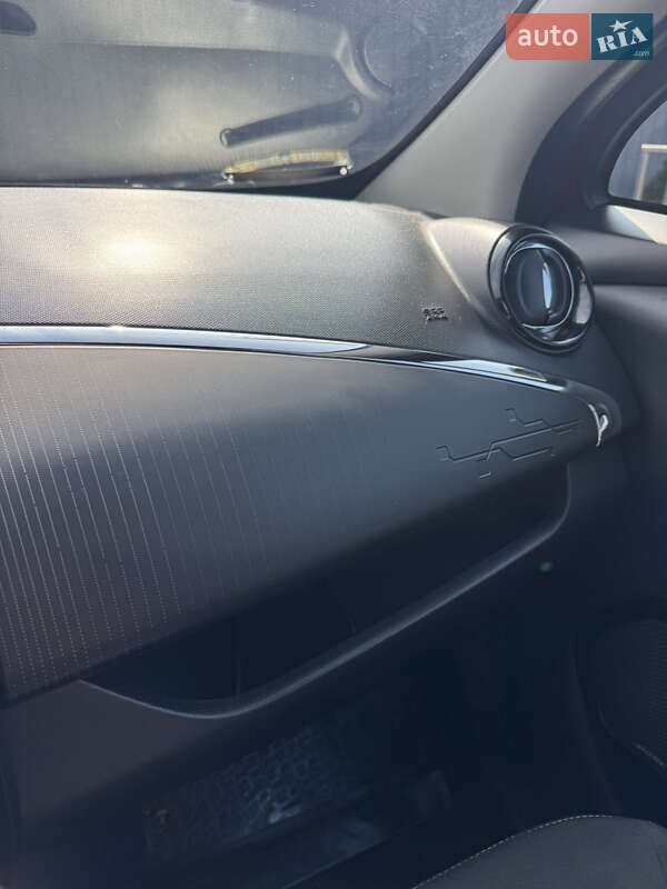 Хэтчбек Renault Zoe 2017 в Львове фото 78 Хэтчбек Renault Zoe 2017 в Львове