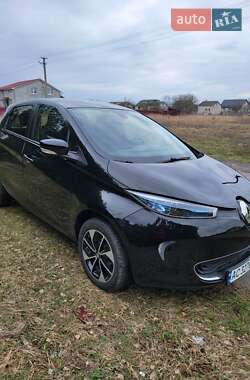 Хэтчбек Renault Zoe 2019 в 