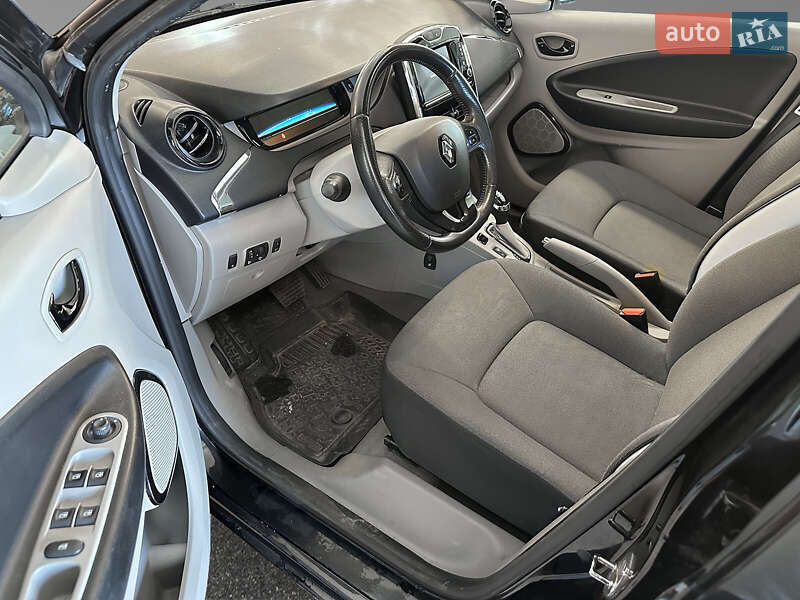 Хэтчбек Renault Zoe 2014 в Киеве