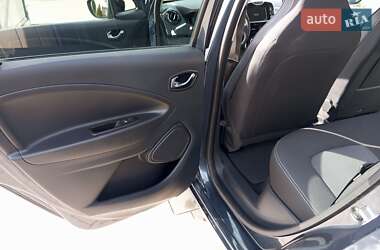 Хэтчбек Renault Zoe 2018 в 