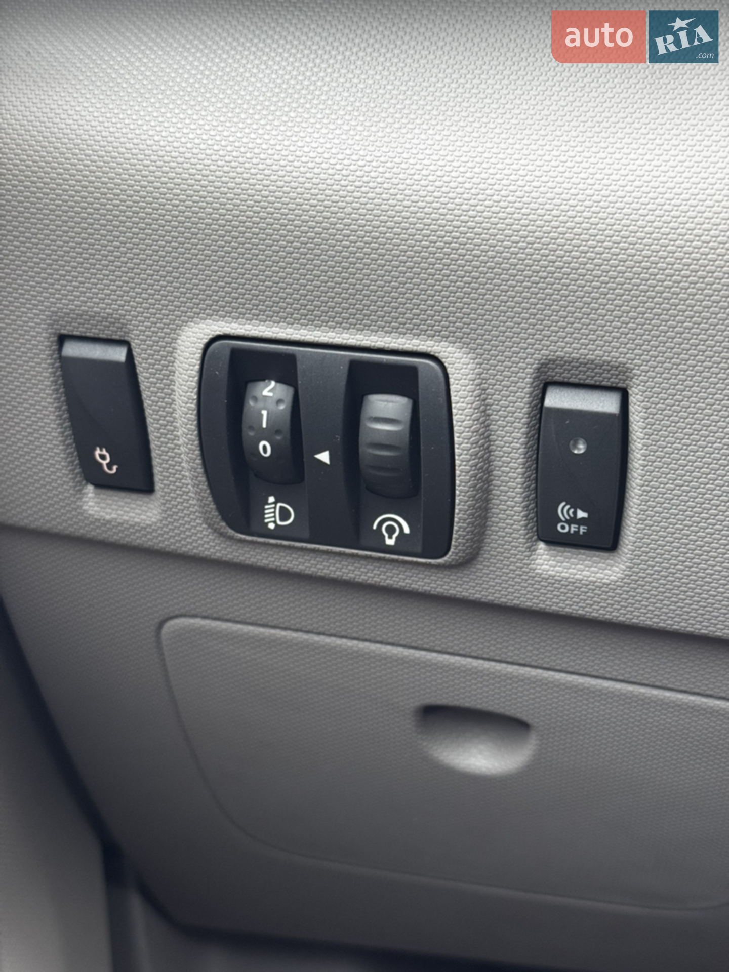2013 Renault ZOE - мініатюра 22