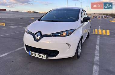 Хэтчбек Renault Zoe 2018 в 