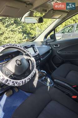 Хэтчбек Renault Zoe 2019 в 