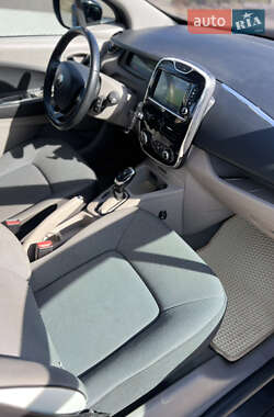 Хэтчбек Renault Zoe 2014 в 