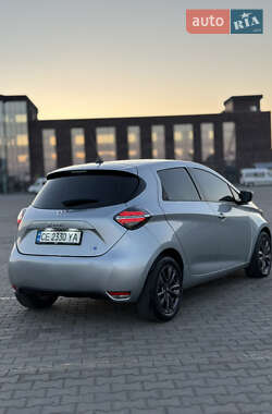 Хэтчбек Renault Zoe 2021 в 