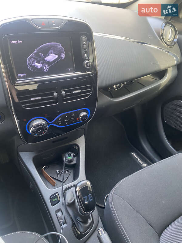 Хэтчбек Renault Zoe 2017 в Трускавце