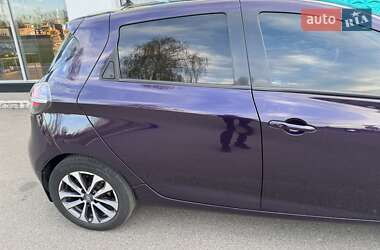 Хэтчбек Renault Zoe 2020 в 