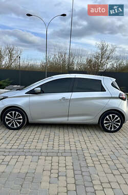 Хэтчбек Renault Zoe 2020 в 