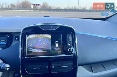 Хэтчбек Renault Zoe 2015 в 