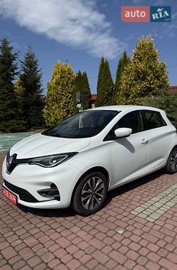Хэтчбек Renault Zoe 2020 в 