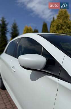Хэтчбек Renault Zoe 2020 в 