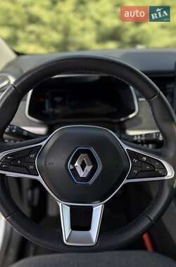 Хэтчбек Renault Zoe 2020 в 