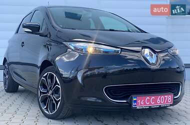 Хэтчбек Renault Zoe 2019 в 