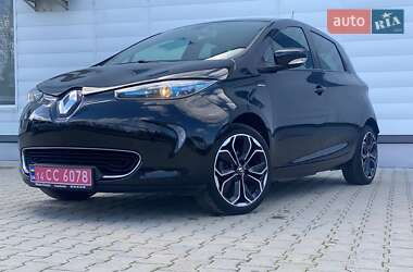 Хэтчбек Renault Zoe 2019 в 