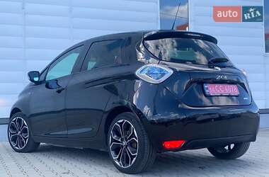 Хэтчбек Renault Zoe 2019 в 