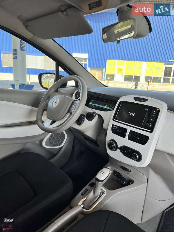 Хетчбек Renault Zoe 2016 в Запоріжжі