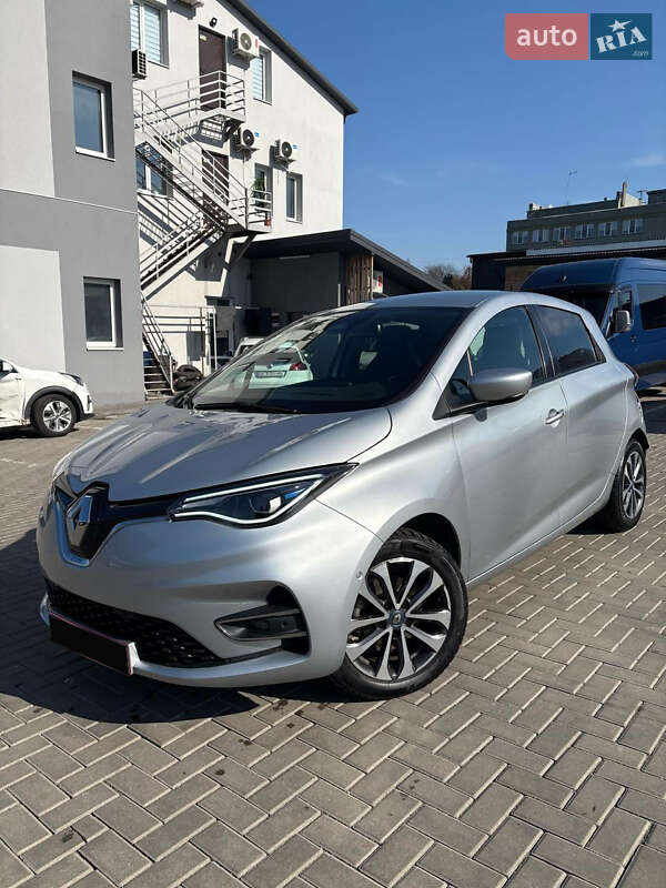 Хэтчбек Renault Zoe 2020 в 