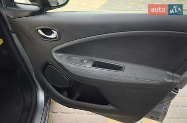 Хэтчбек Renault Zoe 2023 в 