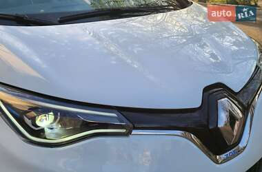 Хетчбек Renault Zoe 2020 в 