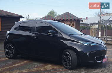Хэтчбек Renault Zoe 2019 в 