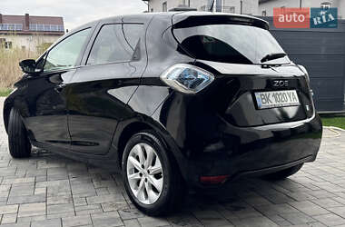 Хэтчбек Renault Zoe 2016 в 